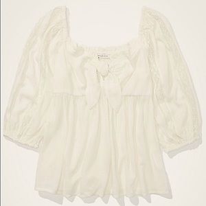 American eagle babydoll top. Tie front - off white